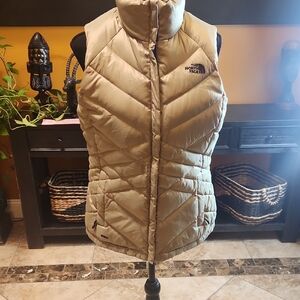 The North Face Women's Beige Quilted Vest